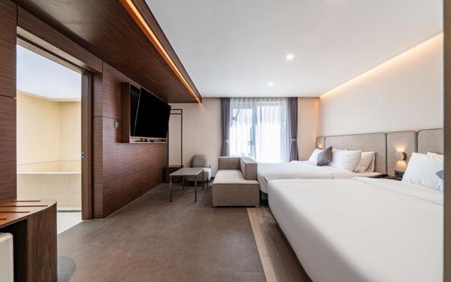 Hound Hotel Gijang Osiria Busan Exterior photo