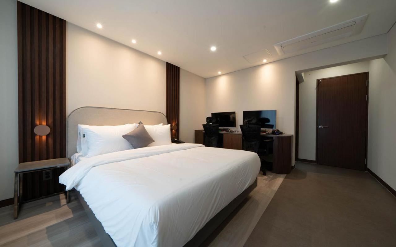 Hound Hotel Gijang Osiria Busan Exterior photo
