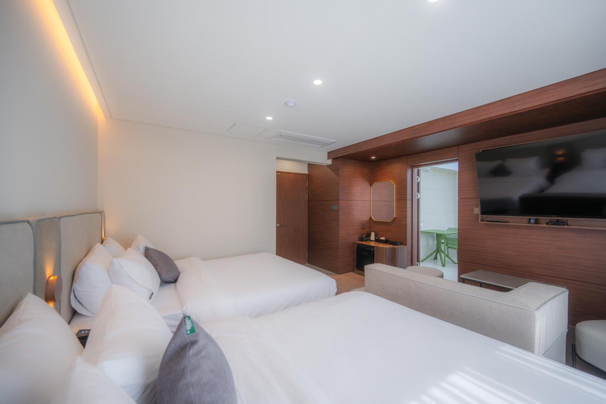 Hound Hotel Gijang Osiria Busan Exterior photo