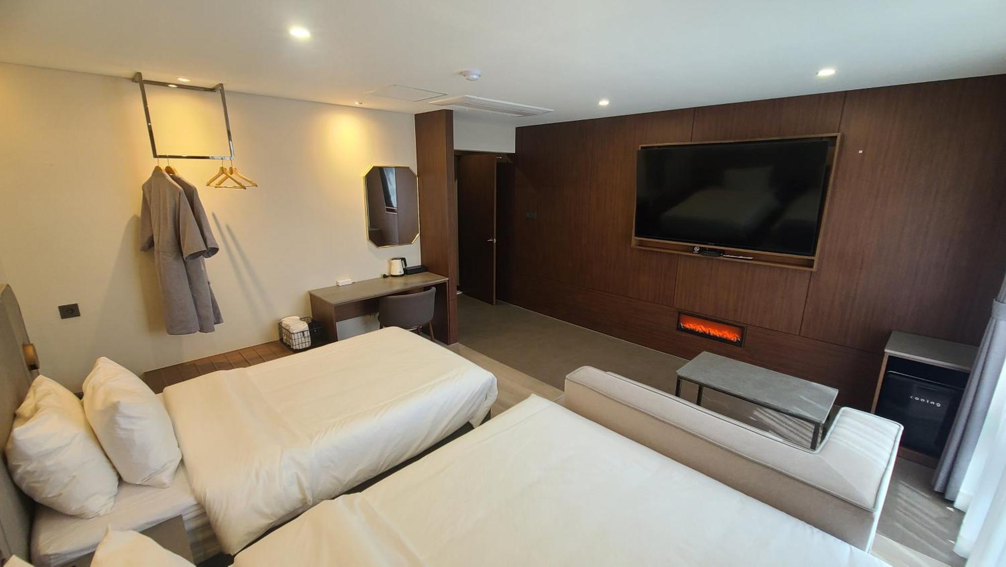 Hound Hotel Gijang Osiria Busan Exterior photo